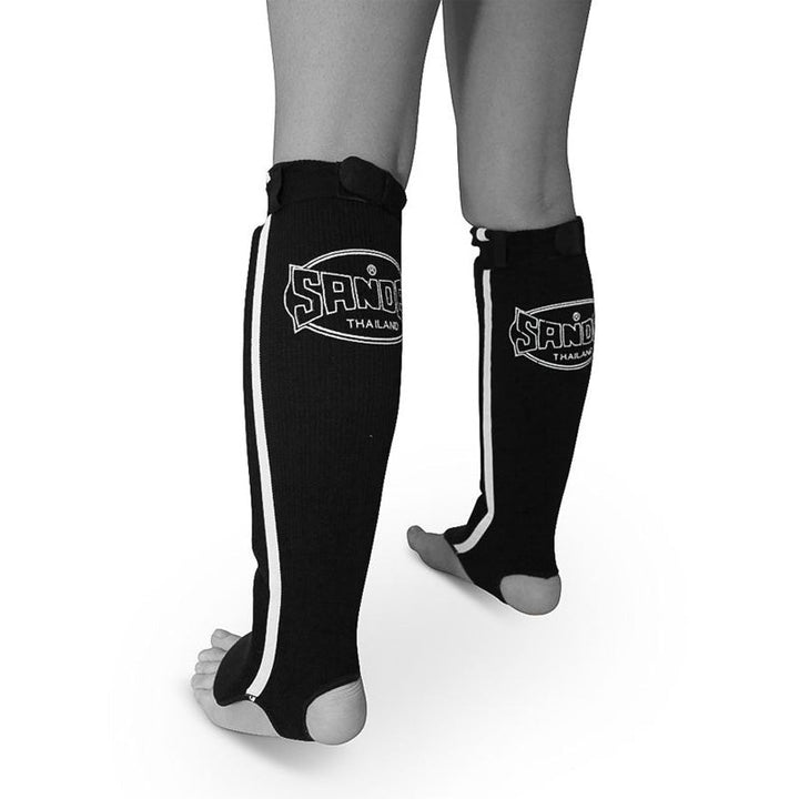 Cotton Slip-on Competition Shinguards - Black & White